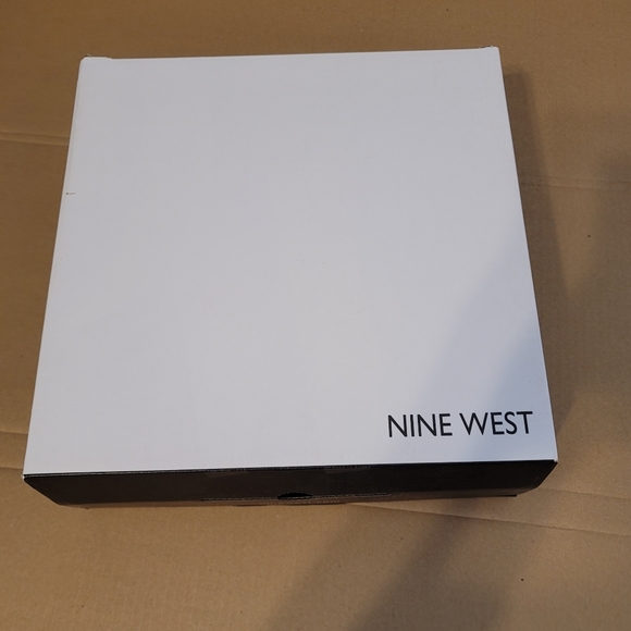 NINE WEST PENNI ANKLE BOOTS SIZE 5 - Picture 6 of 6